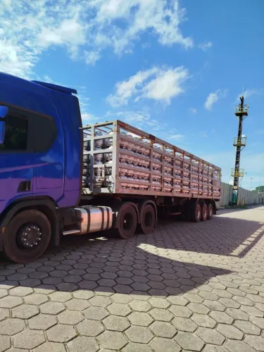 Carreta Gaiola de gás 