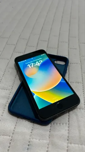iPhone 8 64gb
