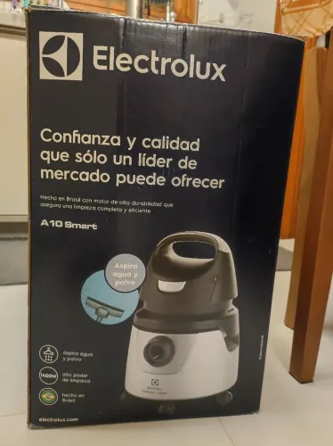 ASPIRADOR DE PÓ E SOPRADOR ELETROLUX A10 SMART 