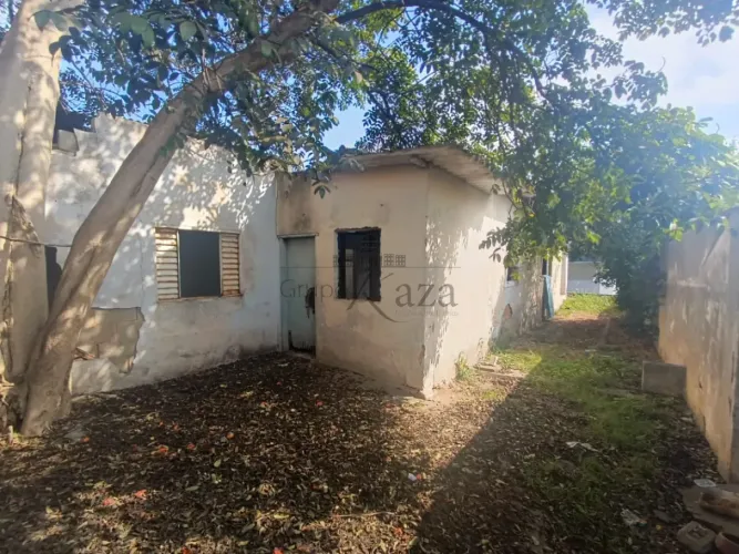 Oportunidade - Terreno Comercial ou Residencial - Vila Nair - 375m².