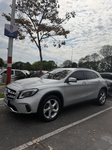 Mercedes-Benz GLA 200 Adv. 1.6/1.6 TB 16V Flex Aut. 2018