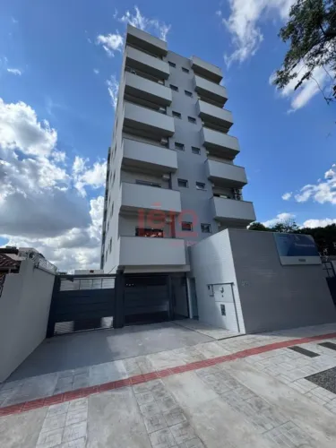 Apartamento novo, zona 07, acima da av Colombo, com suíte + 1 quarto;