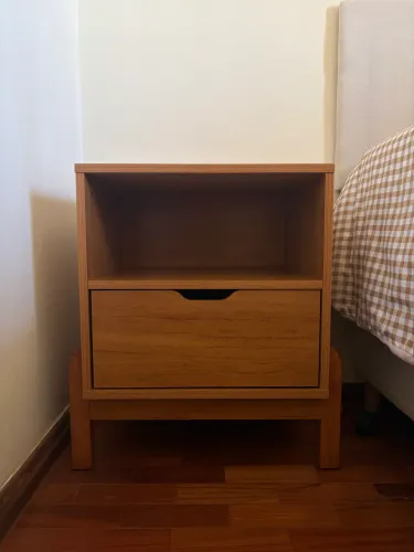 Mesa de Cabeceira 1 Gaveta