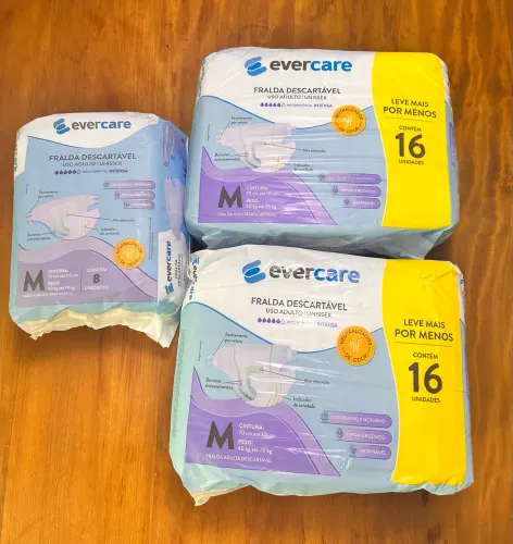 Fralda Geriátrica Evercare M - 40 Unidades - Incontinência Intensa