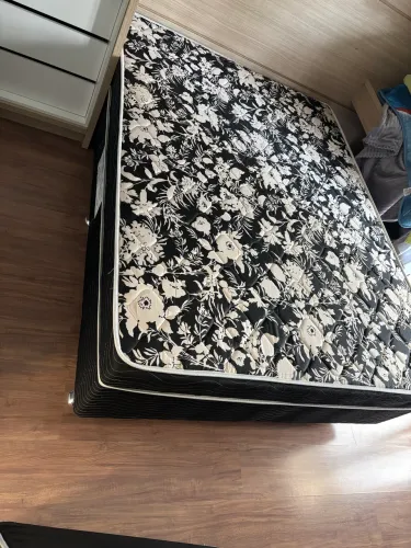 Cama box