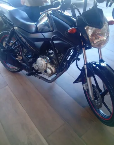 Moto 125 factor Yamaha