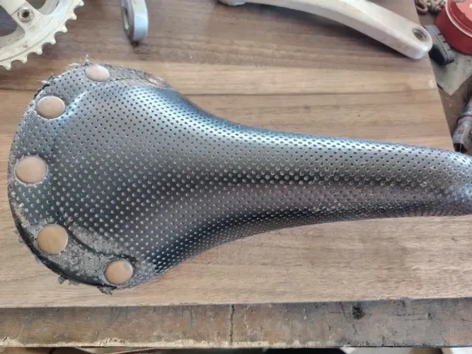 Selim italiano vintage Selle San Marco Regall, no estado