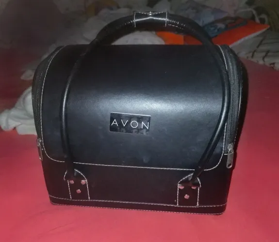 Maleta de maquiagem da avon 