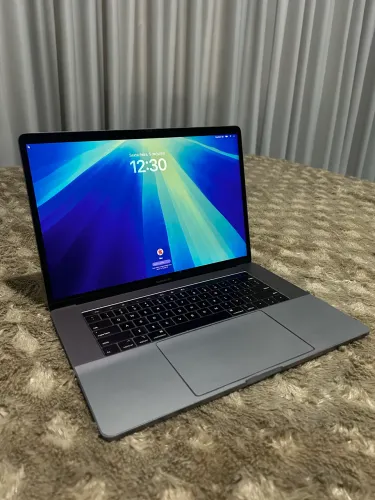 Macbook Pro - 181 Ciclos