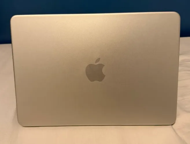 MacBook Neo 256GB Prateado