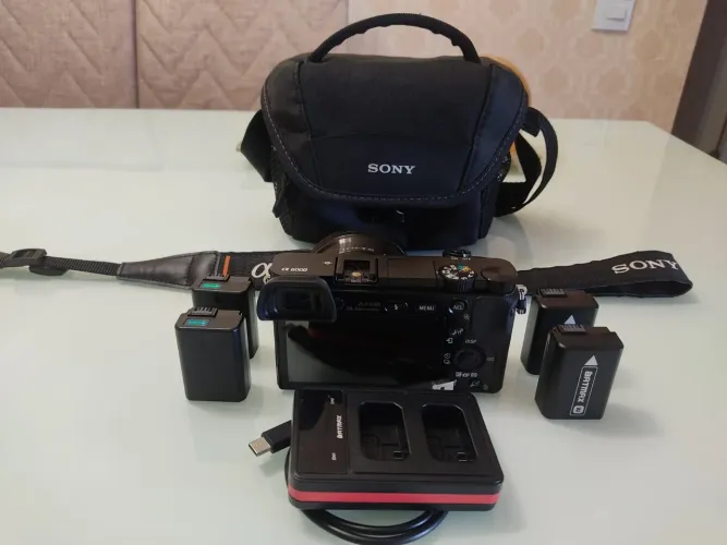 Câmera Sony a6000