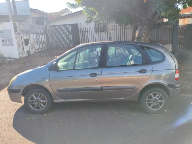 Renault Scenic RT/auth/auth/kids Hi-flex 1.6 16V 2005
