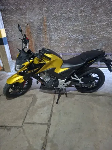 Honda cb300 twister abs