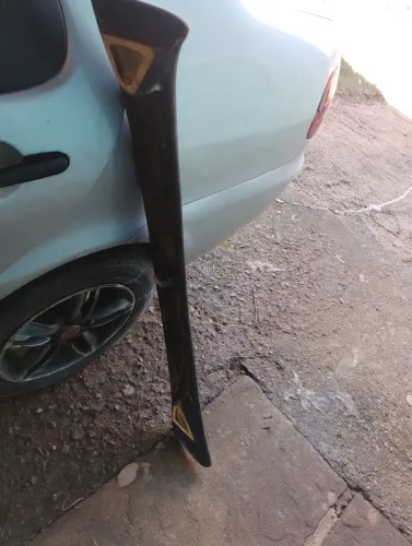 Spoiler do Corsa 