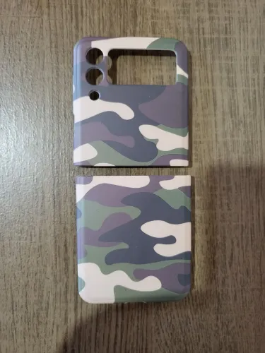 Capa Z Flip 4