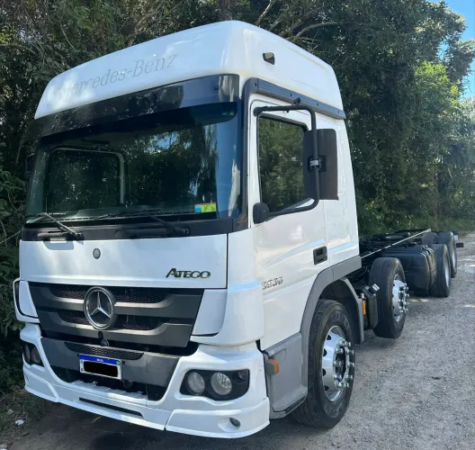 MERCEDES ATEGO 3030 8x2 ANO 2020 BITRUCK