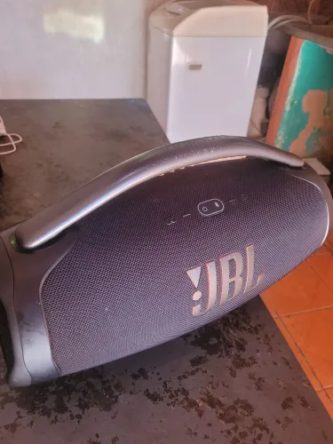 BoomBox3