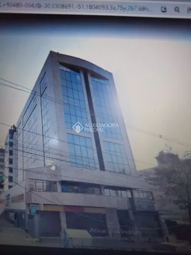Conjunto de salas comerciais com banheiro e uma v aga de garagem