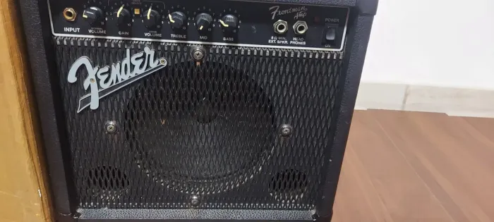Fender Frontman 15g