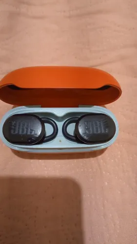 Fone JBL Race 2 esportivo .som top,30 HS de bateria á priva d'água 