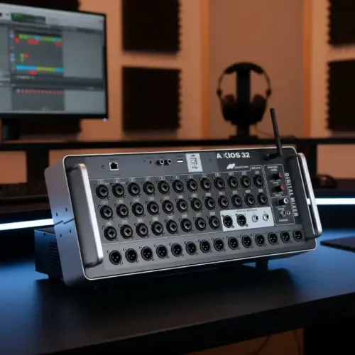 Mesa De Som Axios 32 Canais/14 Aux/32 Multitracks/lançamento