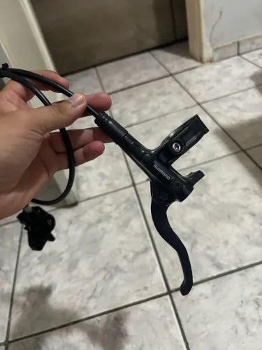 Freio shimano m4100 dianteiro 