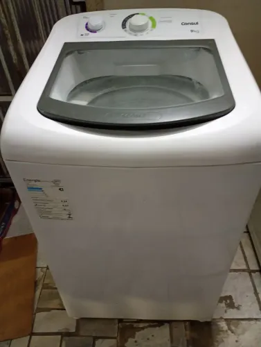 Máquina de lavar roupa Consul 9kg semi nova 