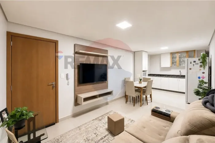 Apartamento semimobiliado com 02 quartos no Jardim Gisela Toledo/PR