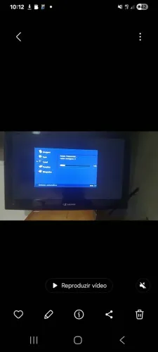 Tv buster 32 polegadas de leve com defeito