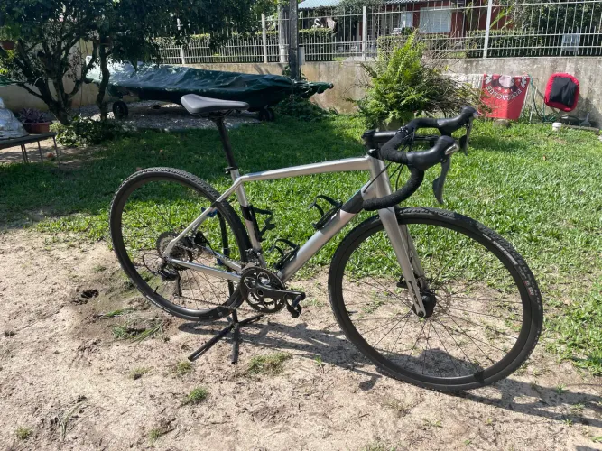 Bike Gravel Felt