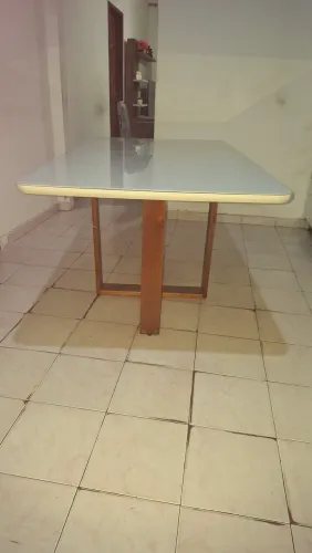 Mesa de com tampo de vidro 160x90