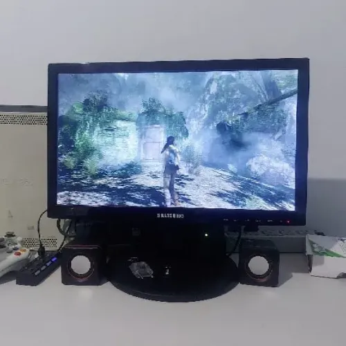 Monitor Samsung 19,5" 75Hz, perfeito estado, funcionando 100%