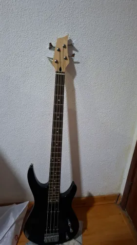 Baixo estilo Jazz Bass 4 cordas
