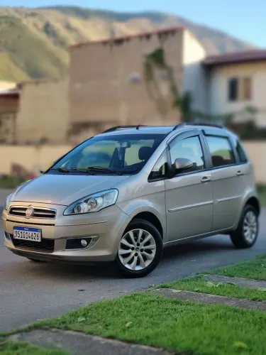 Fiat Idea Attractive 1.4 Fire Flex 8V 5P 2014
