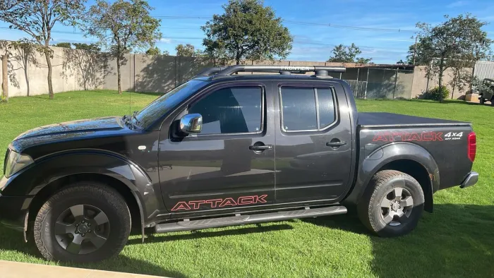 Nissan Frontier LE CD 4X4 2.5 TB Diesel Aut. 2012