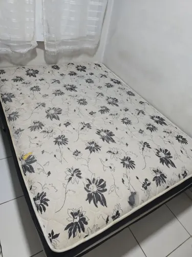 Cama Box Casal com Colchão de Molas Union - Bom Estado