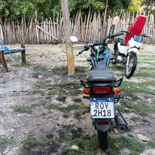 Muito nova bem econômica, só no porto de transferir