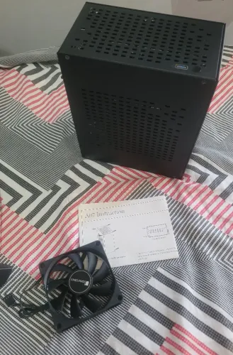 Gabinete Mini ITX