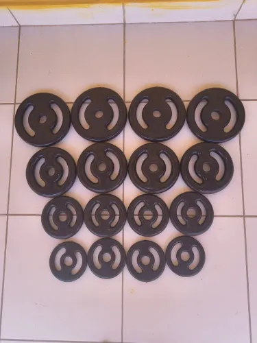Kit Anilhas Emborrachadas HouseFit 48kg (16 peças)