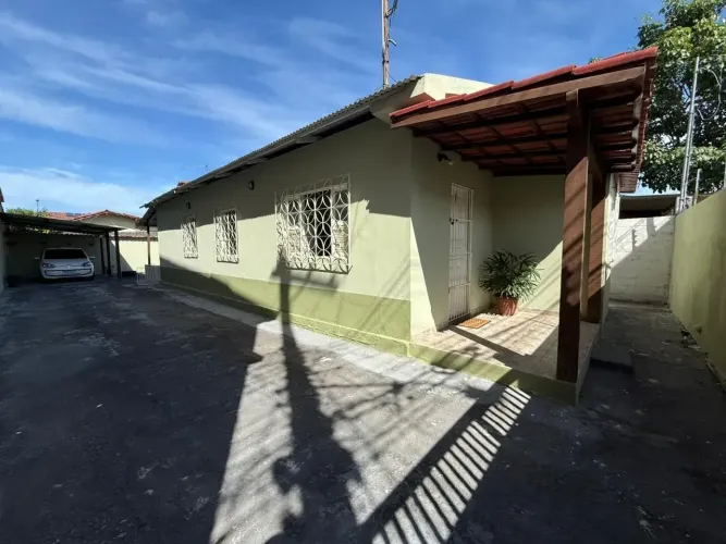 Casa Linear 3 quartos à Venda  Parque Residencial Laranjeiras