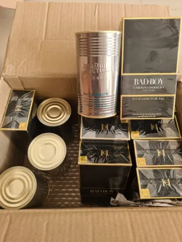 eu de  parfum perfumes lacrados 