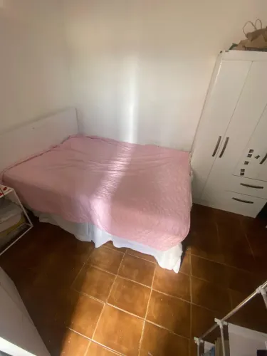 Cama box casal + 2 camas de solteiro 