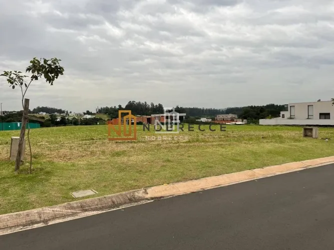 Terreno à venda no Condomínio Parque Vila dos Pinheiros - Indaiatuba/SP