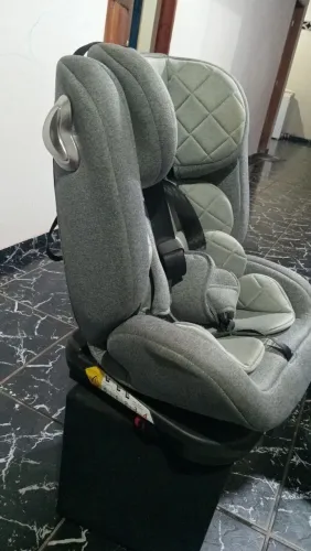 Cadeirinha de carro, negociamos o valor 