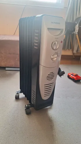 Vendo aquecedor a óleo Mondial A-06 127V