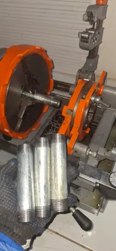 Confecção de roscas em tubo galvanizado 
