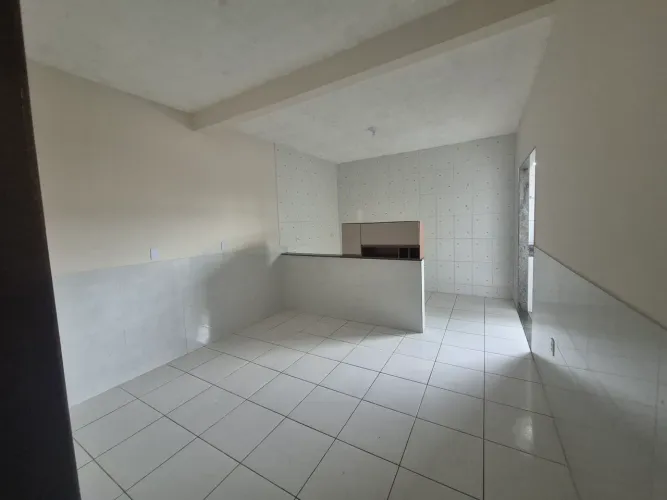Apartamento em prédio familiar no centro de Laranjeiras