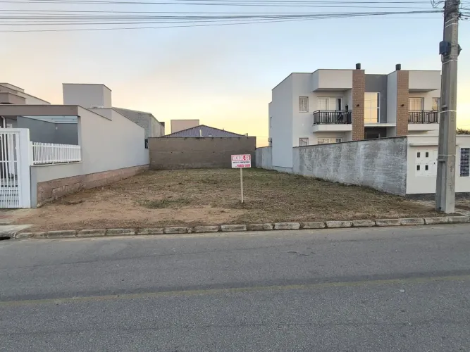 TERRENO À VENDA - EXCELENTE OPORTUNIDADE EM TUBARÃO/SC!!!
