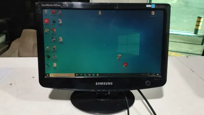 Monitor Lcd 16 Polegadas Samsung SyncMaster 632nw