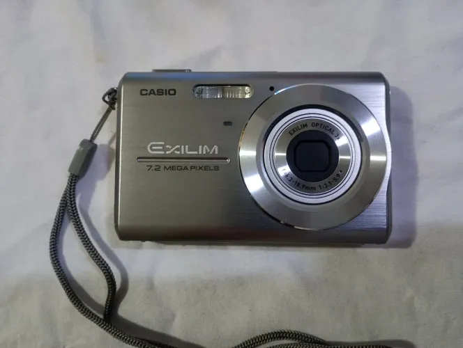 Máquina fotográfica Casio